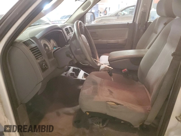 2007 Dodge Dakota SLT with VIN 1D7HE48KX7S212491, listed as a Copart auction lot 47385865 with 135,691 mi miles and Salvage Title. Bid and sale history available at DreamBid. Image 7.