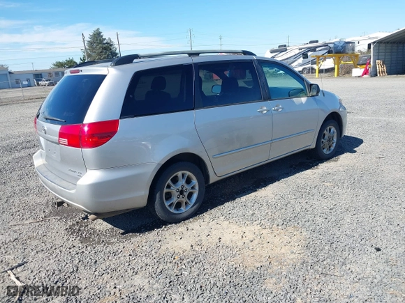 2004 Toyota Sienna LE with VIN 5TDBA23C64S006444, listed as a IAAI auction lot 41885031 with 204,845 mi miles. Bid and sale history available at carsss.com. Image 4.