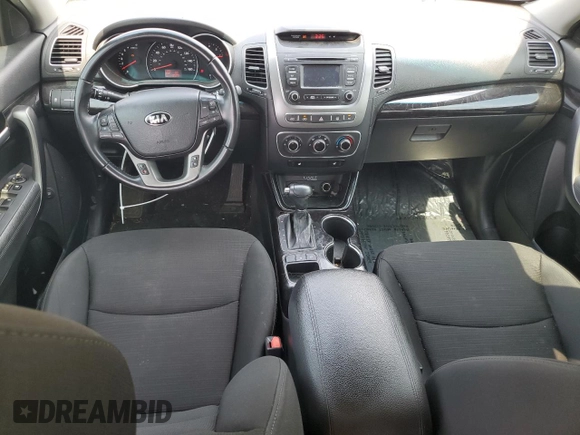 2015 Kia Sorento LX with VIN 5XYKTDA6XFG564185, listed as a Copart auction lot 62695875 with 119,509 mi miles and Clean title. Bid and sale history available at DreamBid. Image 8.