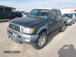 2004 Toyota Tacoma PreRunner z VIN 5TEGN92N44Z450219, wystawiony jako IAAI lot #42239758 z przebiegiem 152 024 mil mil oraz . Historia ofert i sprzedaży dostępna na DreamBid. Obrazek 17.