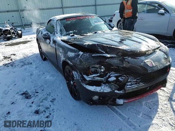 2017 FIAT 124 Spider Elaborazione Abarth z VIN JC1NFAEK2H0123795, wystawiony jako Copart lot #89278685 z przebiegiem 51 179 mil mil oraz Szkoda całkowita • Salvage title. Historia ofert i sprzedaży dostępna na DreamBid. Obrazek 11.