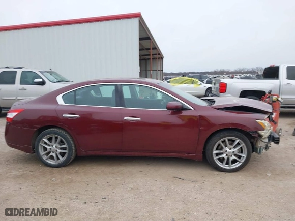 2010 Nissan Maxima 3.5 SV with VIN 1N4AA5AP3AC827832, listed as a IAAI auction lot 41382651 with 114,553 mi miles. Bid and sale history available at carsss.com. Image 13.