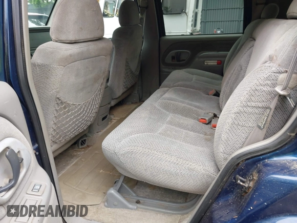 1998 Chevrolet Tahoe z VIN 1GNEK13R6WJ307523, wystawiony jako IAAI lot #42370506 z przebiegiem 268 361 mil mil oraz . Historia ofert i sprzedaży dostępna na DreamBid. Obrazek 8.