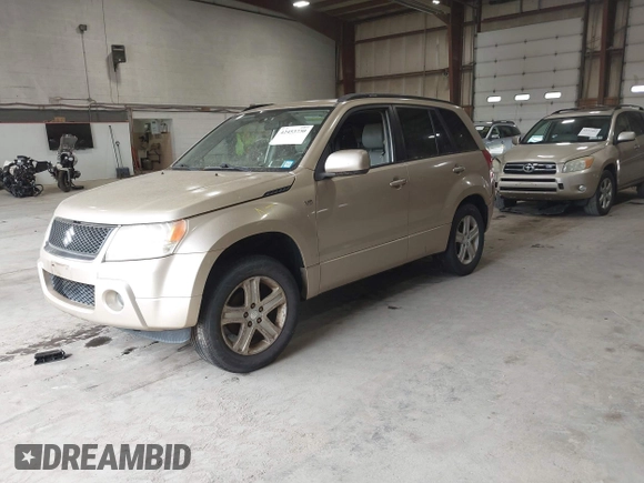 2006 Suzuki Grand Vitara Luxury with VIN JS3TD947464102420, listed as a IAAI auction lot 42453730 with 135,370 mi miles and . Bid and sale history available at DreamBid. Image 2.