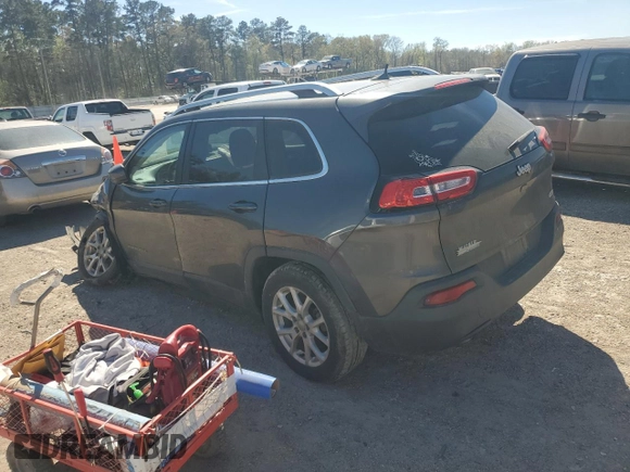 2017 Jeep Cherokee Latitude with VIN 1C4PJLCB9HW503206, listed as a Copart auction lot 49518135 with 209,757 mi miles and Salvage Title. Bid and sale history available at carsss.com. Image 2.