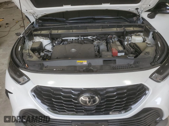 2022 Toyota Highlander XSE z VIN 5TDLZRBH2NS206872, wystawiony jako Copart lot #59870635 z przebiegiem 45 014 mil mil oraz Szkoda całkowita • Salvage title. Historia ofert i sprzedaży dostępna na DreamBid. Obrazek 12.