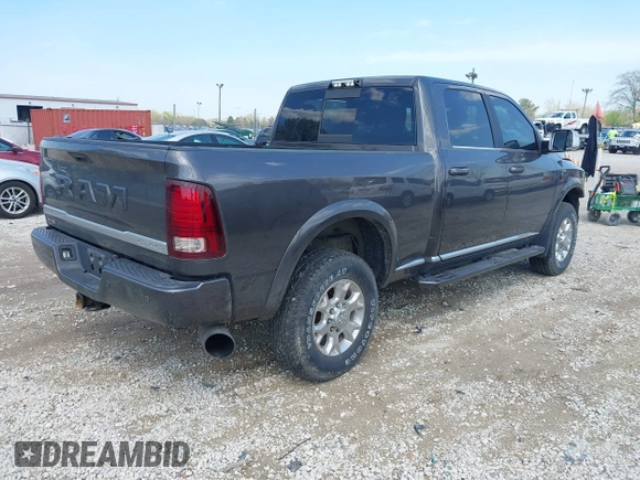 2018 Ram 2500 Limited z VIN 3C6UR5GL6JG213351, wystawiony jako IAAI lot #42109411 z przebiegiem 163 456 mil mil oraz . Historia ofert i sprzedaży dostępna na DreamBid. Obrazek 4.