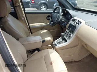 2005 Chevrolet Equinox LS z VIN 2CNDL23FX56105871, wystawiony jako IAAI lot #42246043 z przebiegiem 110 483 mil mil oraz . Historia ofert i sprzedaży dostępna na DreamBid. Obrazek 5.