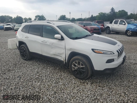 2017 Jeep Cherokee Latitude with VIN 1C4PJLCB1HW661748, listed as a Copart auction lot 58900255 with 133,498 mi miles and Salvage title. Bid and sale history available at DreamBid. Image 4.