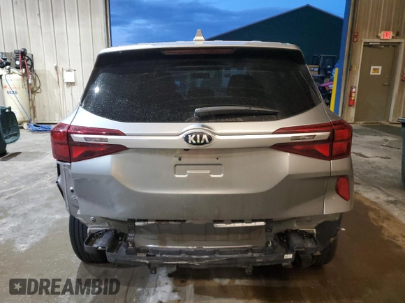 2021 Kia Seltos LX with VIN KNDEPCAA9M7153631, listed as a Copart auction lot 46124535 with 75,839 mi miles and Salvage Title. Bid and sale history available at carsss.com. Image 6.