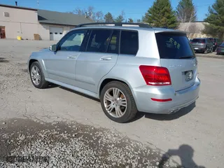 2014 Mercedes-Benz GLK-Class GLK 350 with VIN WDCGG8JB8EG175260, listed as a IAAI auction lot 41957511 with 106,427 mi miles. Bid and sale history available at carsss.com. Image 3.