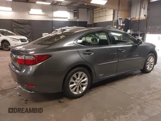 2015 Lexus ES 300h with VIN JTHBW1GG6F2093022, listed as a IAAI auction lot 42484360 with 36,875 mi miles and . Bid and sale history available at DreamBid. Image 4.