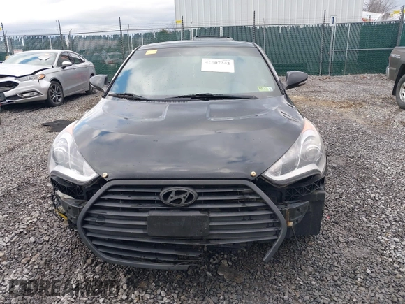 2016 Hyundai Veloster Turbo with VIN KMHTC6AE9GU268920, listed as a IAAI auction lot 42007242 with 188,086 mi miles and . Bid and sale history available at DreamBid. Image 13.