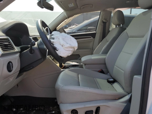 2022 Volkswagen Atlas SE with VIN 1V2JR2CA6NC544260, listed as a Copart auction lot 53552205 with 29,991 mi miles and Salvage title. Bid and sale history available at DreamBid. Image 7.