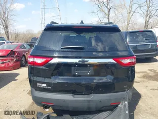2020 Chevrolet Traverse LT Leather with VIN 1GNERHKW7LJ323401, listed as a IAAI auction lot 41781030 with 25,189 mi miles. Bid and sale history available at carsss.com. Image 17.
