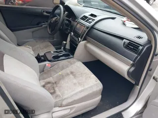 2012 Toyota Camry L with VIN 4T1BF1FK1CU009191, listed as a IAAI auction lot 41982699 with 207,843 mi miles. Bid and sale history available at carsss.com. Image 5.