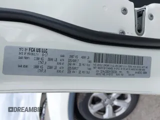 2017 Jeep Compass Latitude с VIN 3C4NJDBB3HT692391, выставлен на аукционе IAAI как лот 42048619 с пробегом 62 850 миль миль и . История ставок и продаж доступна на DreamBid. Изображение 9.