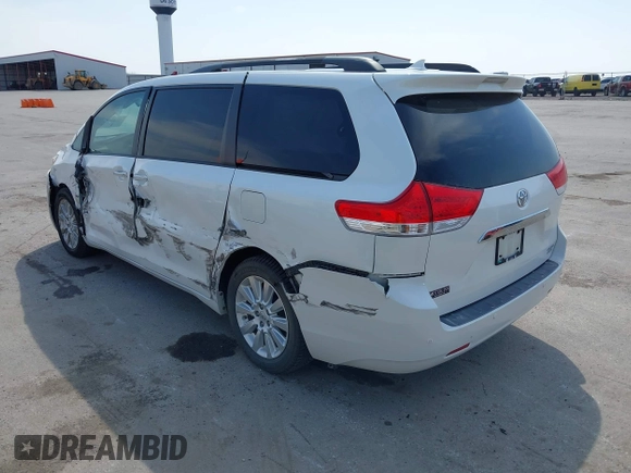 2011 Toyota Sienna XLE with VIN 5TDDK3DC6BS010355, listed as a IAAI auction lot 41998019 with 257,558 mi miles and . Bid and sale history available at DreamBid. Image 3.