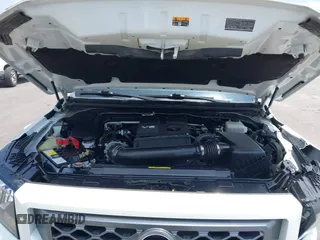 2022 Nissan Frontier SV z VIN 1N6ED1EJXNN693314, wystawiony jako IAAI lot #42322104 z przebiegiem 52 565 mil mil oraz . Historia ofert i sprzedaży dostępna na DreamBid. Obrazek 10.