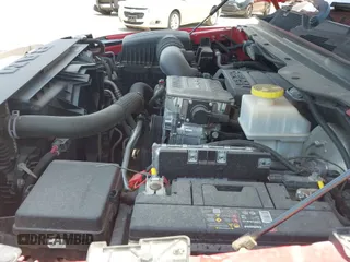 2019 Ram 1500 Rebel z VIN 1C6SRFLT4KN629703, wystawiony jako IAAI lot #42512908 z przebiegiem 135 868 mil mil oraz . Historia ofert i sprzedaży dostępna na DreamBid. Obrazek 19.