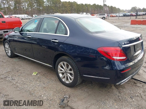 2019 Mercedes-Benz E-Class E 300 with VIN WDDZF4KB6KA531167, listed as a IAAI auction lot 41355270 with 54,611 mi miles. Bid and sale history available at carsss.com. Image 3.