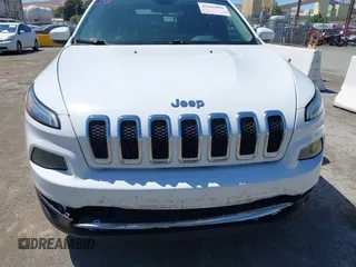 2017 Jeep Cherokee Limited z VIN 1C4PJLDB3HW516242, wystawiony jako IAAI lot #42267055 z przebiegiem 159 856 mil mil oraz . Historia ofert i sprzedaży dostępna na DreamBid. Obrazek 17.