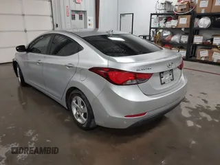 2015 Hyundai Elantra SE с VIN 5NPDH4AE7FH577003, выставлен на аукционе IAAI как лот 41253587 с пробегом Не указан миль и . История ставок и продаж доступна на DreamBid. Изображение 3.