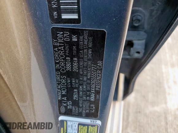 2016 Kia Forte LX z VIN KNAFX4A63G5551727, wystawiony jako Copart lot #57062515 z przebiegiem 131 419 mil mil oraz Szkoda całkowita • Salvage title. Historia ofert i sprzedaży dostępna na DreamBid. Obrazek 12.