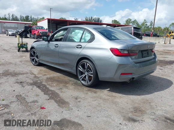 2023 BMW 3 Series 330i with VIN 3MW69FF00P8D61512, listed as a IAAI auction lot 41992509 with 15,809 mi miles and . Bid and sale history available at DreamBid. Image 3.
