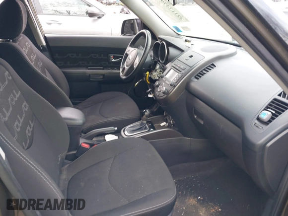 2013 Kia Soul ! with VIN KNDJT2A63D7496113, listed as a IAAI auction lot 42117479 with 53,805 mi miles. Bid and sale history available at carsss.com. Image 5.
