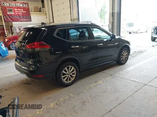 2017 Nissan Rogue SL with VIN 5N1AT2MV1HC752891, listed as a IAAI auction lot 41993353 with 95,948 mi miles. Bid and sale history available at carsss.com. Image 4.