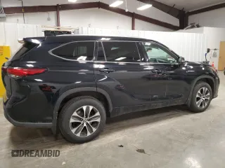 2021 Toyota Highlander XLE with VIN 5TDHZRBH0MS063991, listed as a Copart auction lot 52595065 with Not provided miles and Salvage title. Bid and sale history available at DreamBid. Image 3.