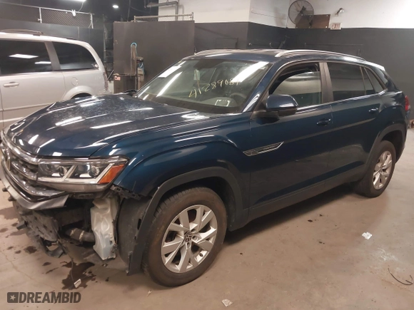 2021 Volkswagen Atlas Cross Sport 2.0T S with VIN 1V2GC2CA7MC214699, listed as a IAAI auction lot 41289089 with 59,073 mi miles. Bid and sale history available at carsss.com. Image 19.