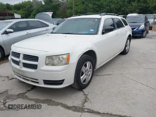 2008 Dodge Magnum z VIN 2D4FV47T28H237537, wystawiony jako IAAI lot #42422634 z przebiegiem 161 252 mil mil oraz . Historia ofert i sprzedaży dostępna na DreamBid. Obrazek 2.