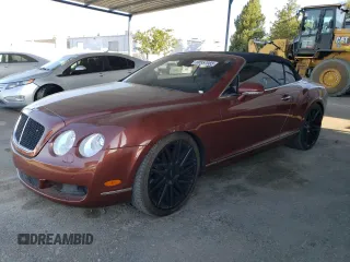 2007 Bentley Continental GT with VIN SCBDR33W77C047935, listed as a Copart auction lot 60557985 with 61,661 mi miles and Salvage title. Bid and sale history available at DreamBid. Image 1.