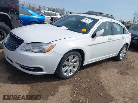 2011 Chrysler 200 Touring with VIN 1C3BC1FB4BN614249, listed as a IAAI auction lot 42041630 with 197,101 mi miles. Bid and sale history available at carsss.com. Image 17.