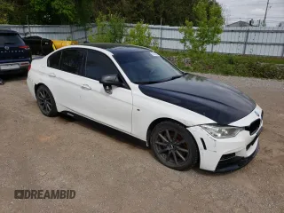 2013 BMW 3 Series 335i xDrive z VIN WBA3B9C53DF585613, wystawiony jako Copart lot #56634425 z przebiegiem 131 604 mil mil oraz Czysty tytuł • Clean title. Historia ofert i sprzedaży dostępna na DreamBid. Obrazek 4.