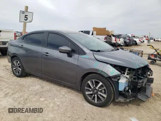 2021 Nissan Versa SV z VIN 3N1CN8EV3ML876784, wystawiony jako Copart lot #52568865 z przebiegiem 67 078 mil mil oraz Szkoda całkowita • Salvage title. Historia ofert i sprzedaży dostępna na DreamBid. Obrazek 4.