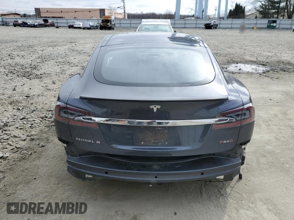 2015 Tesla Model S 85D with VIN 5YJSA1H4XFF096717, listed as a Copart auction lot 84732464 with Not Provided miles and Salvage Title. Bid and sale history available at carsss.com. Image 6.