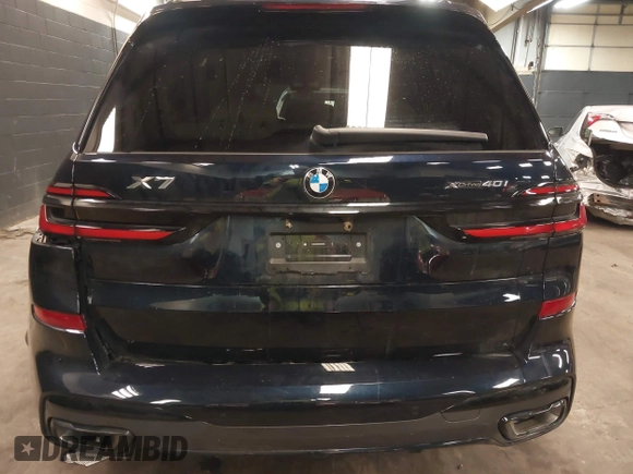 2025 BMW X7 xDrive40i with VIN 5UX23EM02S9X10070, listed as a IAAI auction lot 41735838 with 5,523 mi miles. Bid and sale history available at carsss.com. Image 16.
