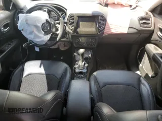 2019 Jeep Compass Latitude with VIN 3C4NJDBB6KT828486, listed as a Copart auction lot 56137755 with 47,119 mi miles and Salvage title. Bid and sale history available at DreamBid. Image 8.