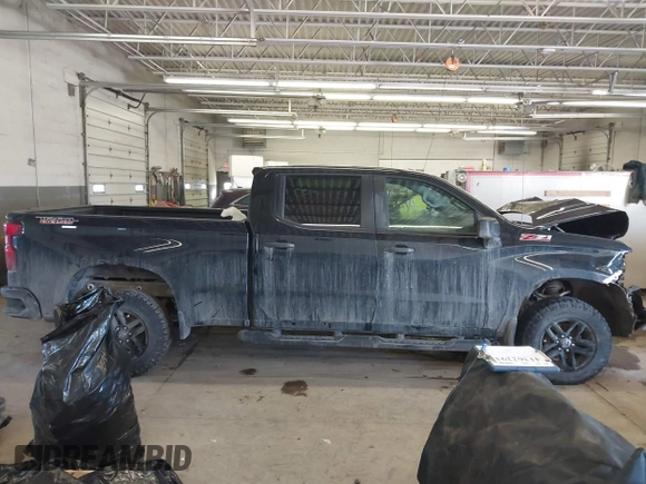 2022 Chevrolet Silverado 1500 Custom Trail Boss with VIN 3GCPDCED9NG512441, listed as a IAAI auction lot 41362293 with 31,303 mi miles and . Bid and sale history available at DreamBid. Image 14.