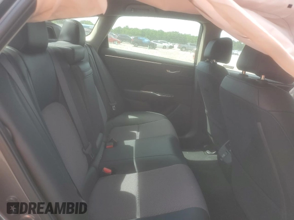 2018 Honda Clarity Plug-In Hybrid with VIN JHMZC5F16JC013801, listed as a Copart auction lot 59031844 with 68,907 mi miles and Salvage Title. Bid and sale history available at carsss.com. Image 11.