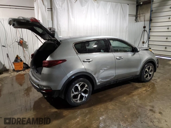 2020 Kia Sportage LX with VIN KNDPM3AC3L7788264, listed as a Copart auction lot 83949654 with 29,500 mi miles and Salvage Title. Bid and sale history available at carsss.com. Image 3.