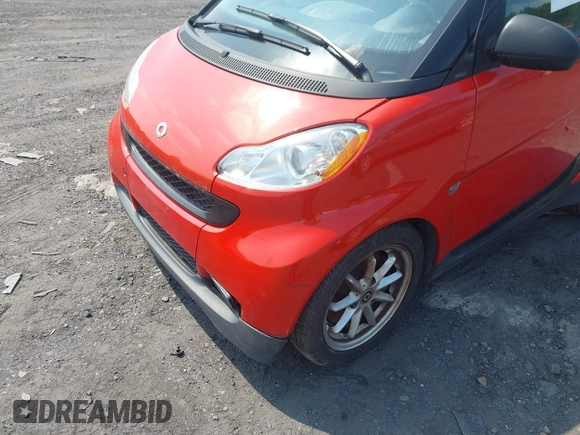 2008 Smart fortwo Pure с VIN WMEEJ31X78K207633, выставлен на аукционе IAAI как лот 42496970 с пробегом 171 828 миль миль и . История ставок и продаж доступна на DreamBid. Изображение 6.
