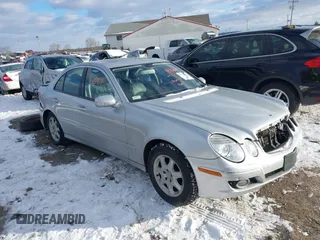 2008 Mercedes-Benz E 350 Luxury with VIN WDBUF87XX8B356021, listed as a IAAI auction lot 41256668 with 209,779 mi miles and . Bid and sale history available at carsss.com. Image 1.