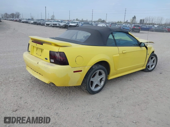 2001 Ford Mustang GT Deluxe с VIN 1FAFP45X61F123907, выставлен на аукционе IAAI как лот 42067359 с пробегом Не указан миль и . История ставок и продаж доступна на DreamBid. Изображение 4.