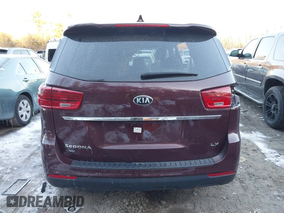 2020 Kia Sedona LX with VIN KNDMB5C18L6617371, listed as a IAAI auction lot 41378524 with 59,092 mi miles. Bid and sale history available at carsss.com. Image 17.