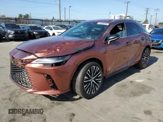 2023 Lexus RX 350 z VIN 2T2BAMCAXPC038185, wystawiony jako Copart lot #57999065 z przebiegiem 12 837 mil mil oraz Szkody całkowita. Historia ofert i sprzedaży dostępna na DreamBid. Obrazek 1.