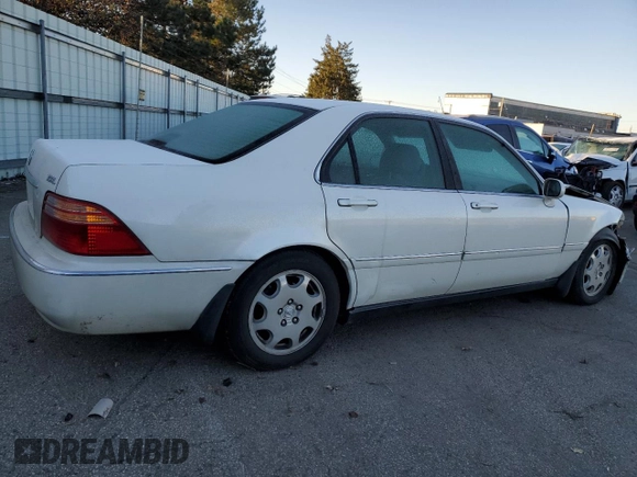 2000 Acura RL with VIN JH4KA9658YC006540, listed as a Copart auction lot 83498664 with 188,589 mi miles and Salvage Title. Bid and sale history available at carsss.com. Image 3.